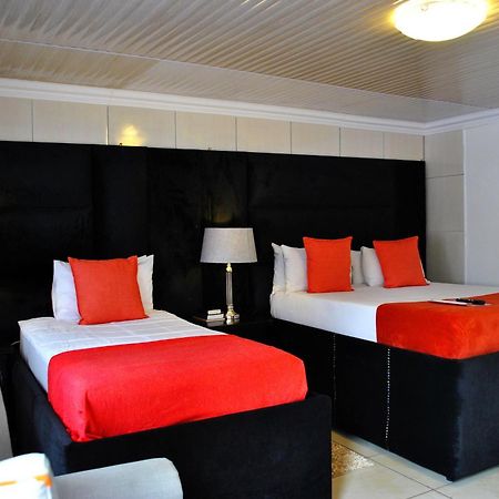 Lapologa Bed&Breakfast Tzaneen Esterno foto