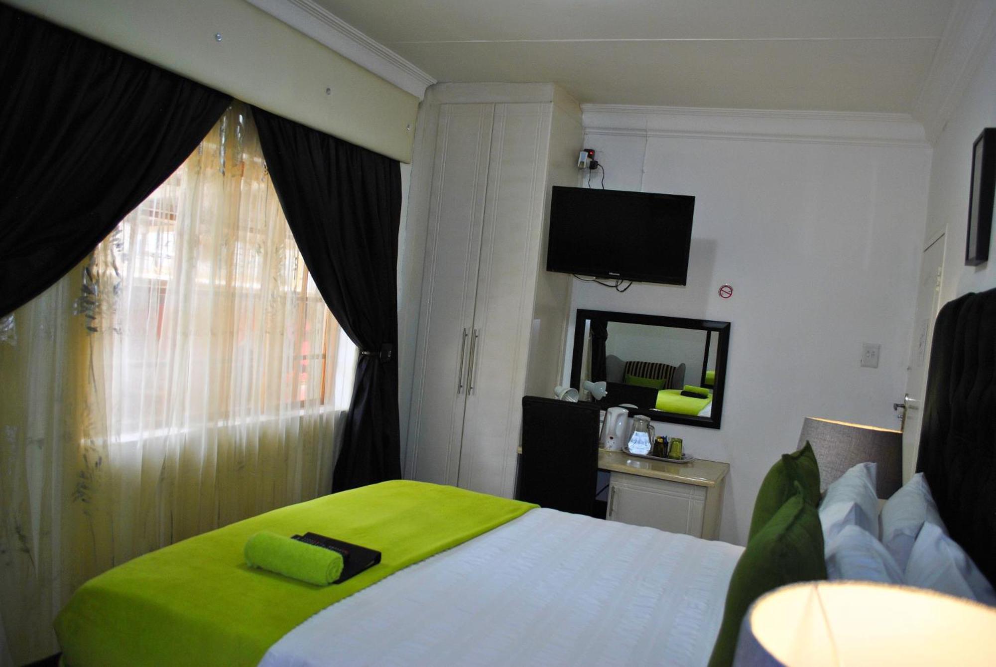 Lapologa Bed&Breakfast Tzaneen Esterno foto