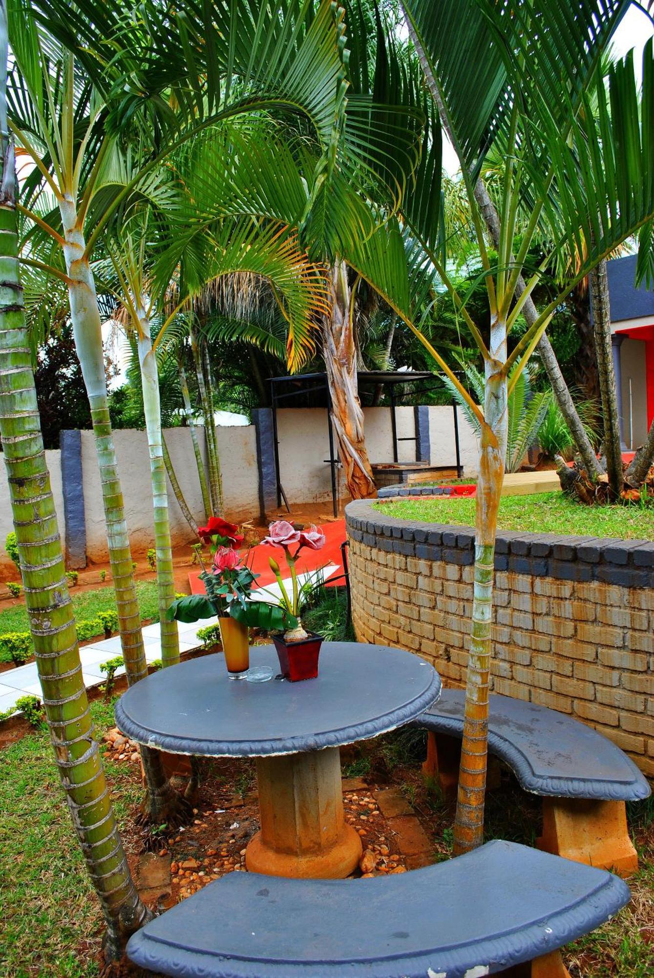 Lapologa Bed&Breakfast Tzaneen Esterno foto